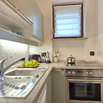 דירה Cozy Mit Terasse - 5min Zum Waldweg *